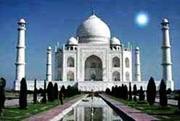 Economical price for week end family tours from Delhi to Taj City